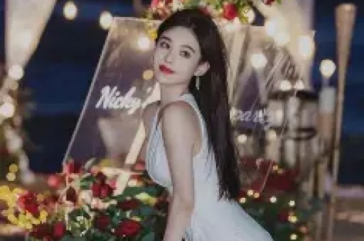 知名演员无戏可拍与妻子直播吵架闹离婚卖房也还不起房贷
