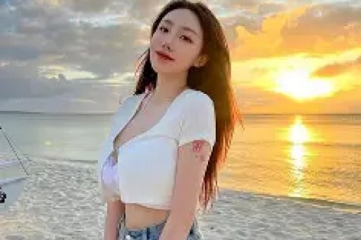 陪玩陪睡就是皮毛！继手伸进裤子后又一女星自曝50多都不放过