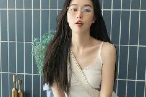 于东来祸从口出？力挺韩红不到24小时难堪一幕出现网友翻旧账