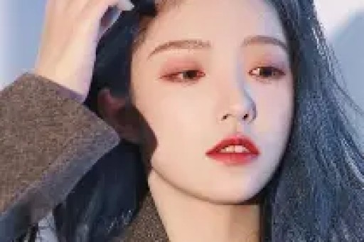 杨幂被问如何看待潜规则她毫不避讳：“陪导演睡觉事业就能更上一层楼”